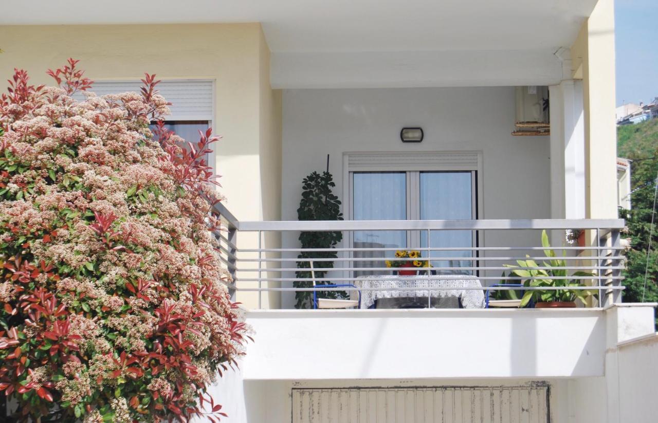 Sunshine Apartment Kavala Esterno foto